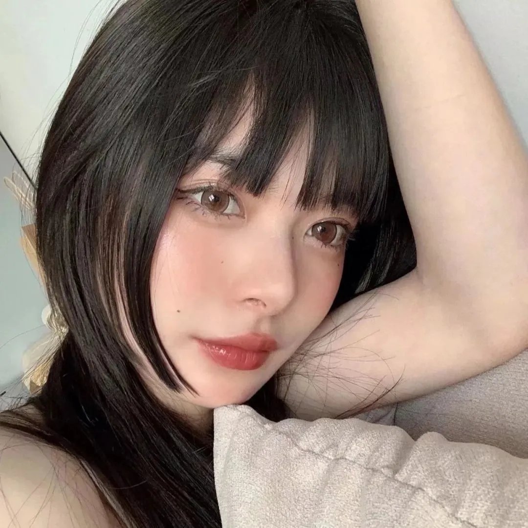 所以......和黑粉结婚了